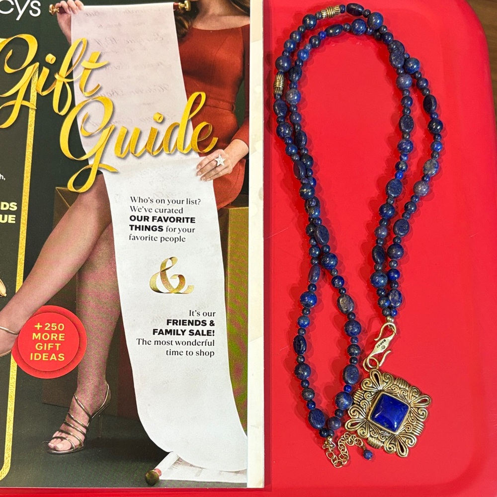 Chic Blue Beaded Necklace with Gold Pendant